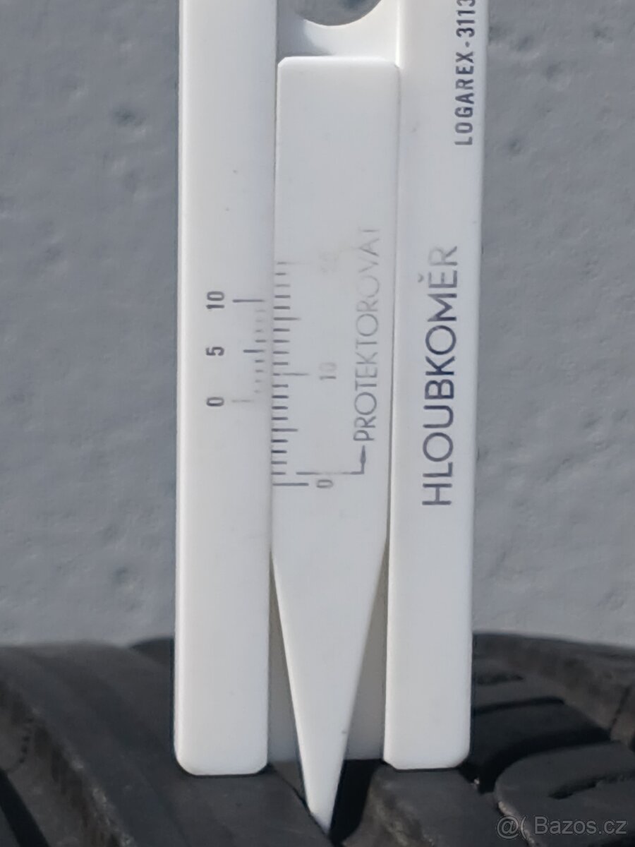 Pěkné letní pneu Hankook 235/55/18 vzorek 8mm - 7