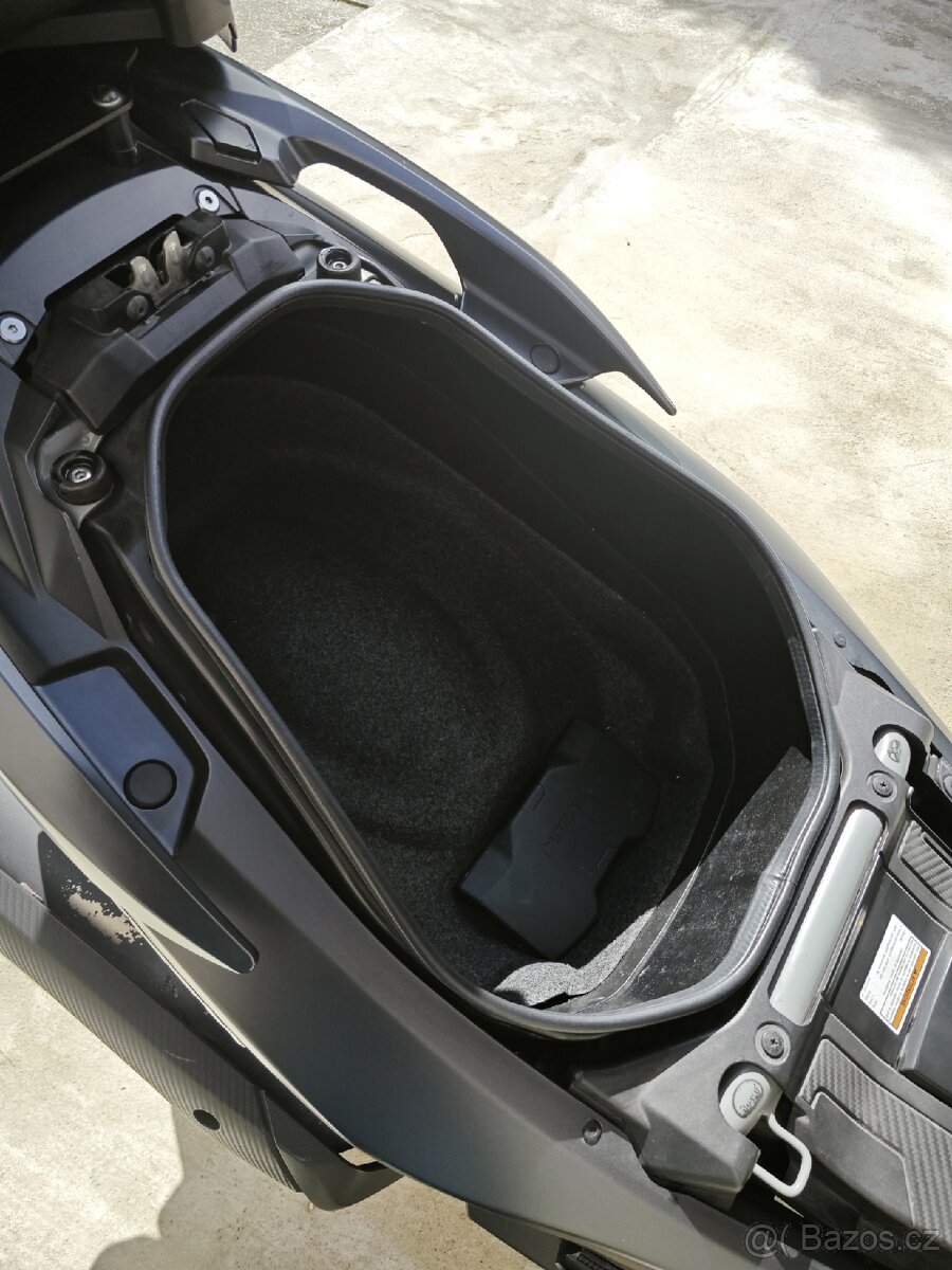 Suzuki Burgman 400 - 7