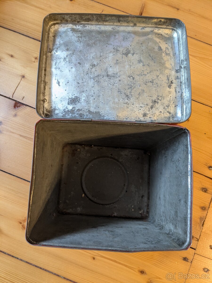 Stará plechovka 30.-40. léta - 7