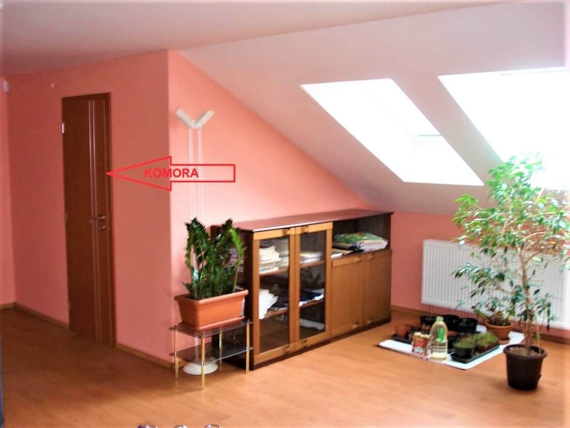 Dvougenerační RD se zahradou - 7