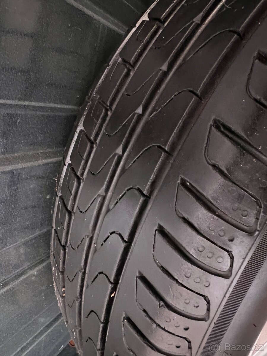 Originální letní alu sada VW 205/60R16, Pirelli 6mm - 7