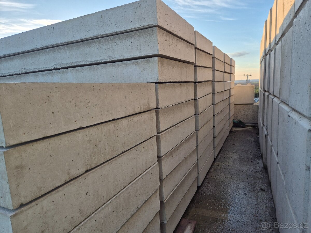 BETONOVÉ PANELY - 7