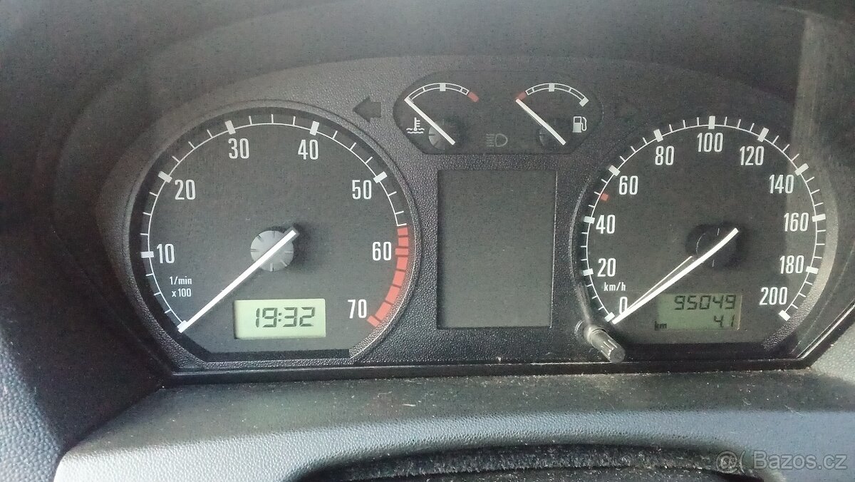 Škoda Fabia 1,4. 95xxx tis.km - 7