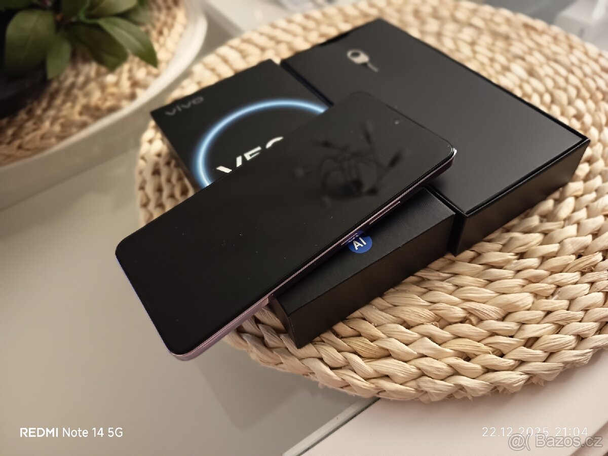 Mobilní telefon vivo V50 Lite 5G 8 GB / 256 GB - 7