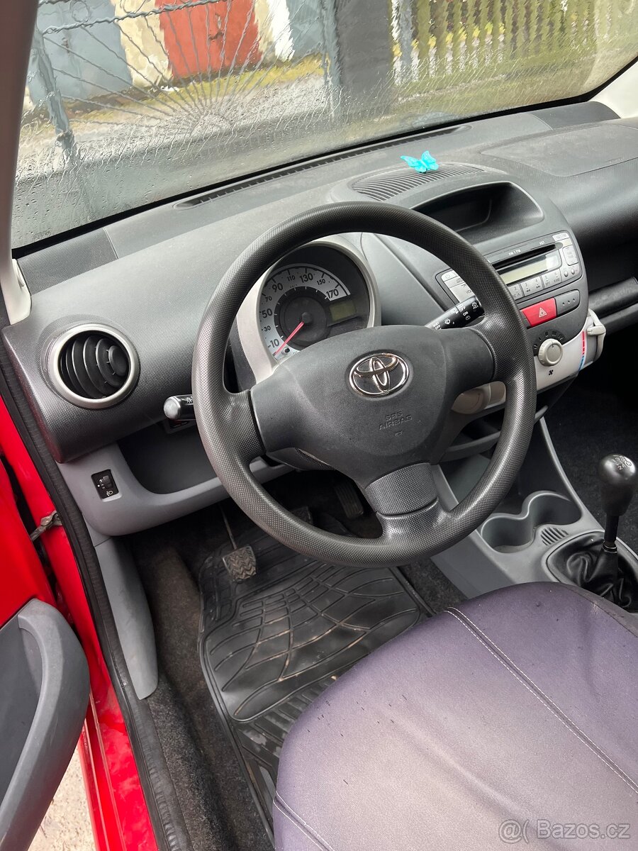 Toyota aygo 1.0i 50kw - 7