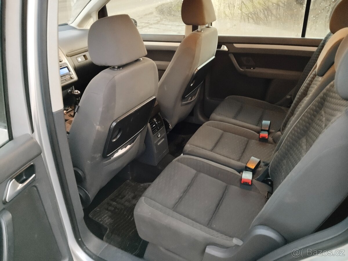 Volkswagen Touran 1.9tdi facelift - 7