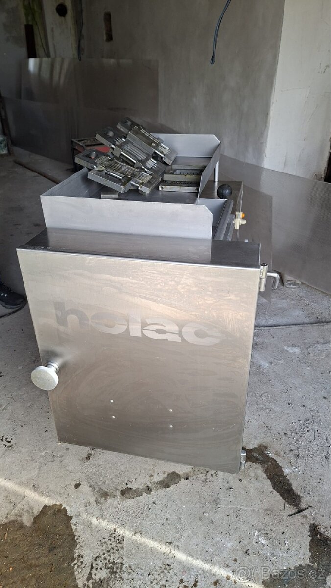 Holac – profesionální kostkovačka masa - 7