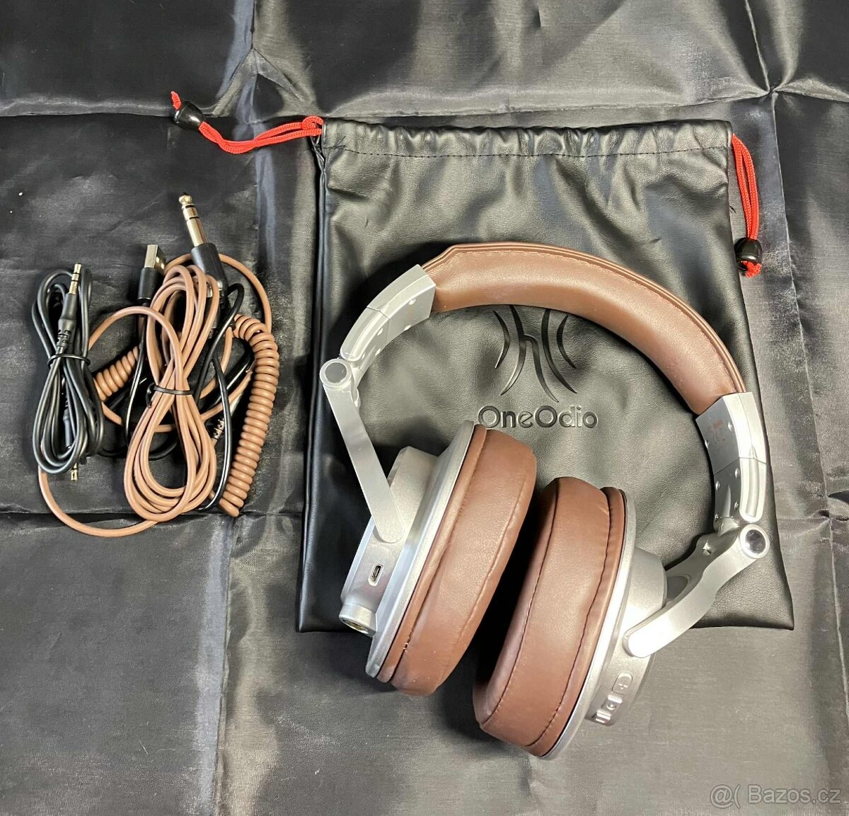 Bezdrátová Bluetooth sluchátka OneOdio A70 Hi-Res 72h výdrž - 7