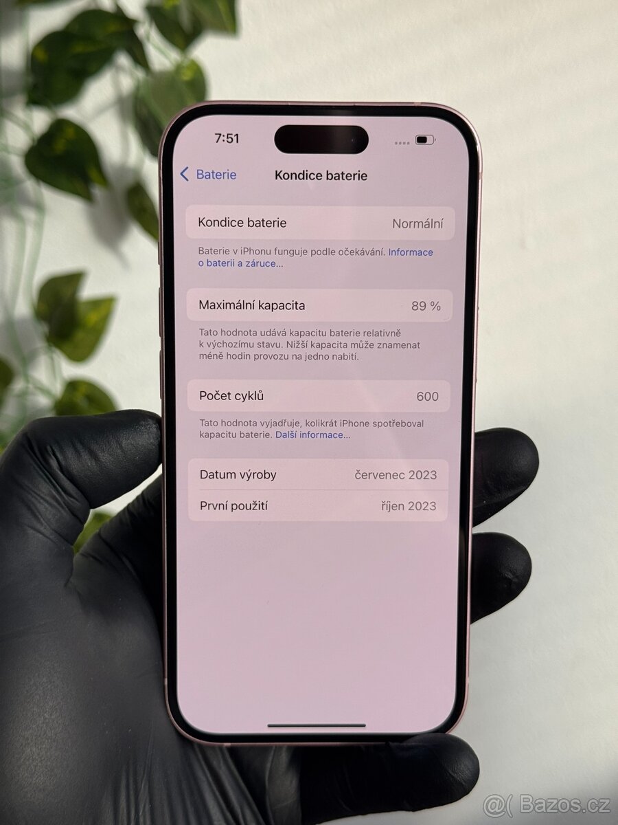 iPhone 15 256GB růžový - 7