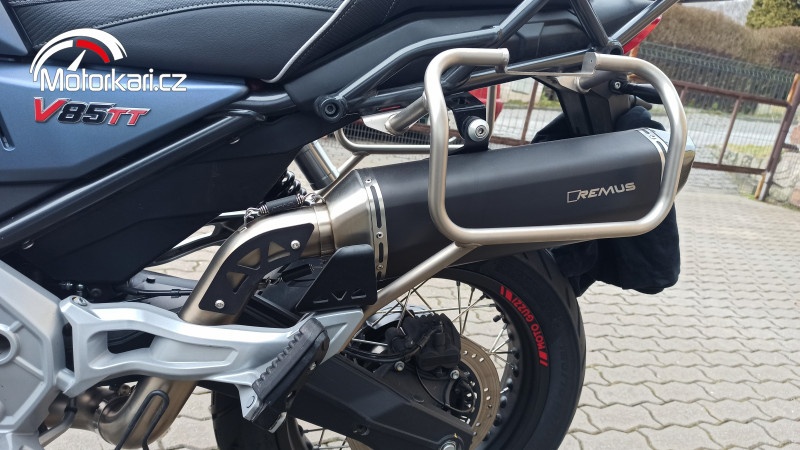 Moto Guzzi V85TT - 7