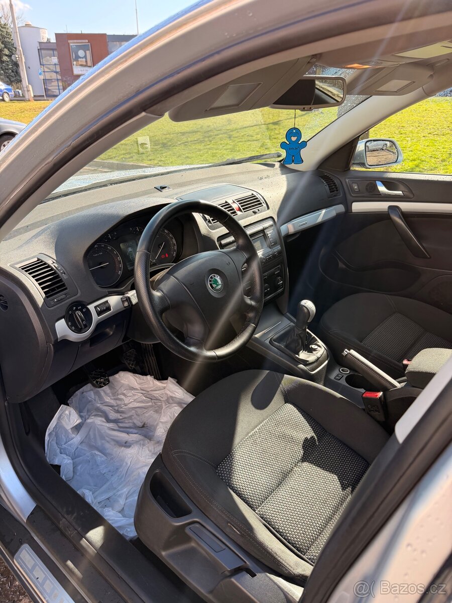 Škoda Octavia Scout 2.0 TDi - 7