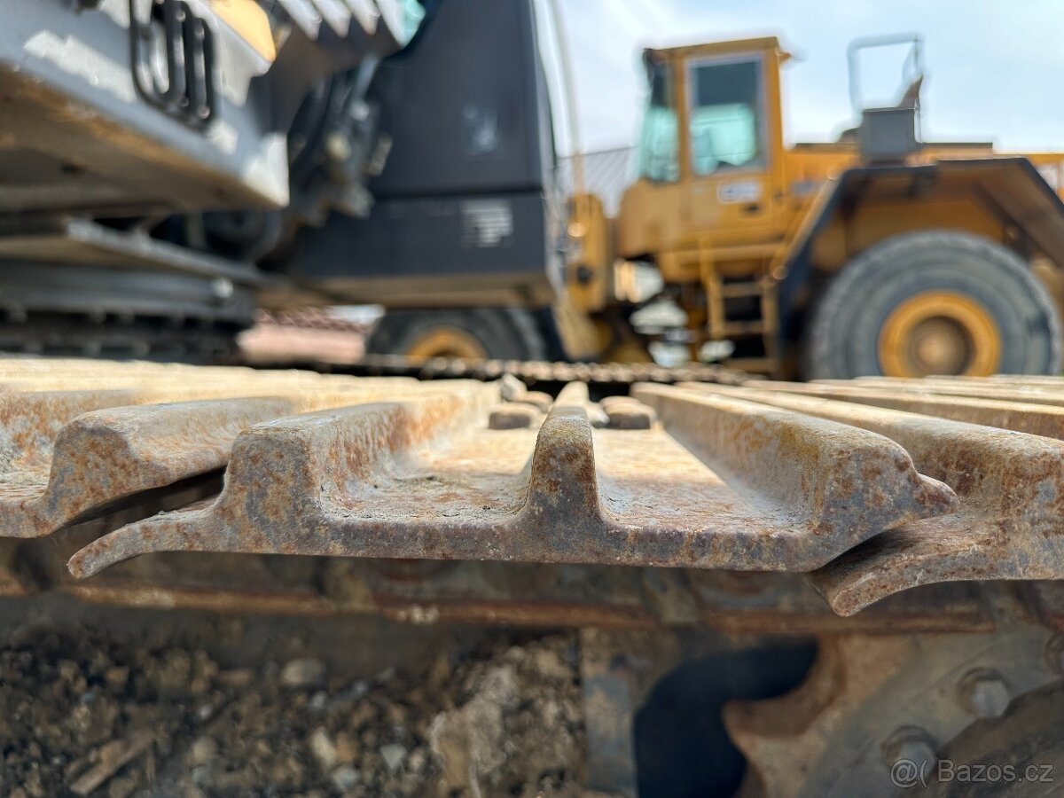 Pásový bagr VOLVO EC220EL - 7