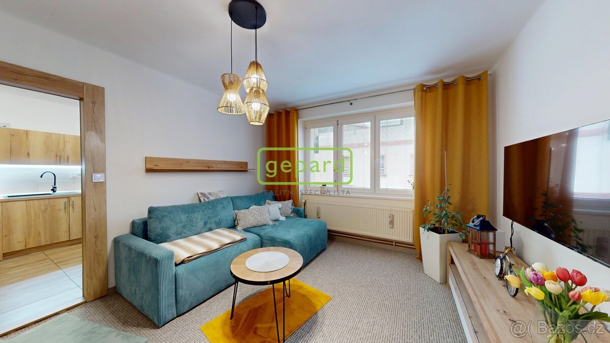 Byt 2+1 v okresním městě Teplice - 7