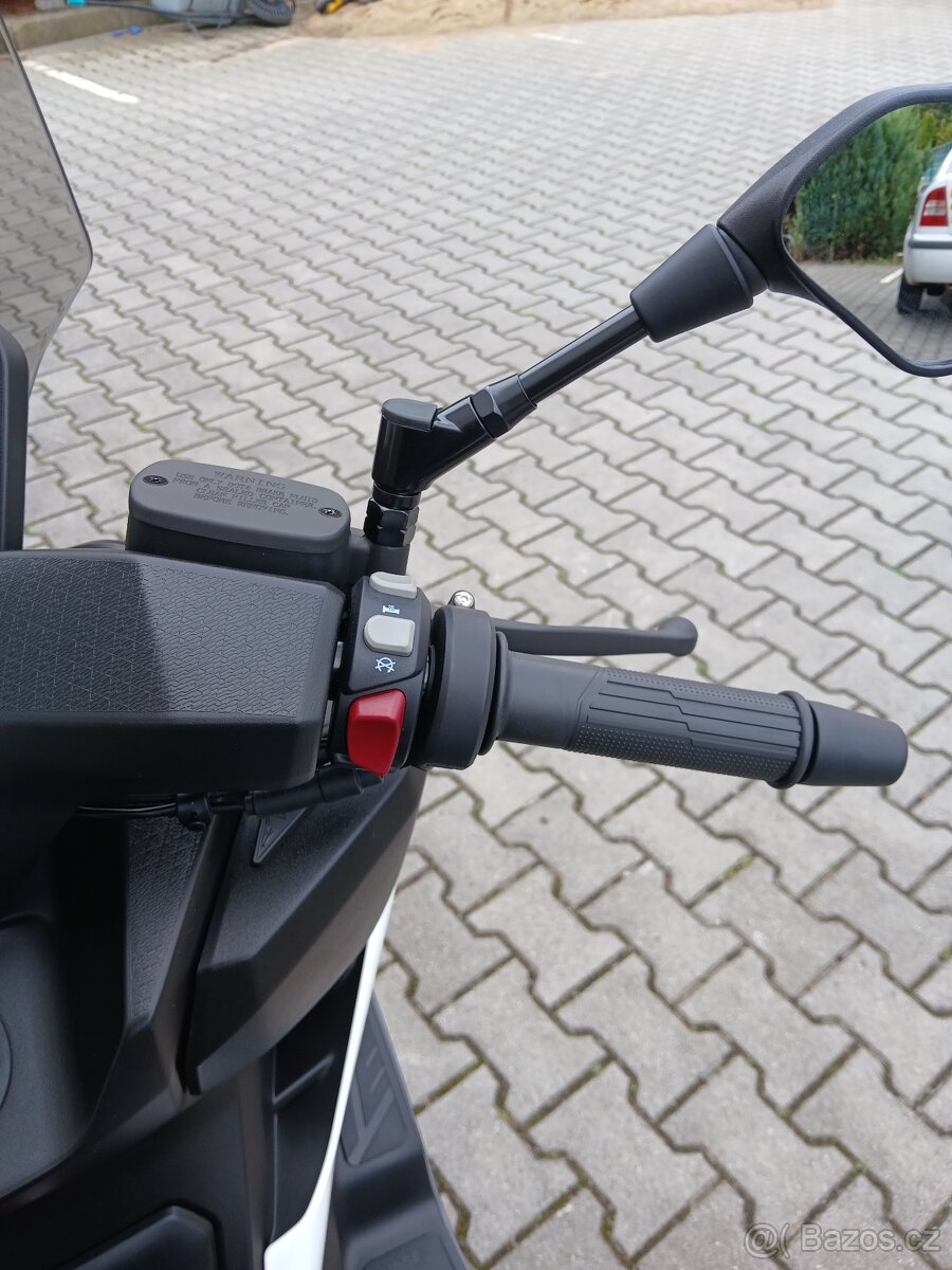 VOGE SR3-250i-NOVÁ, 4letá záruka - 7