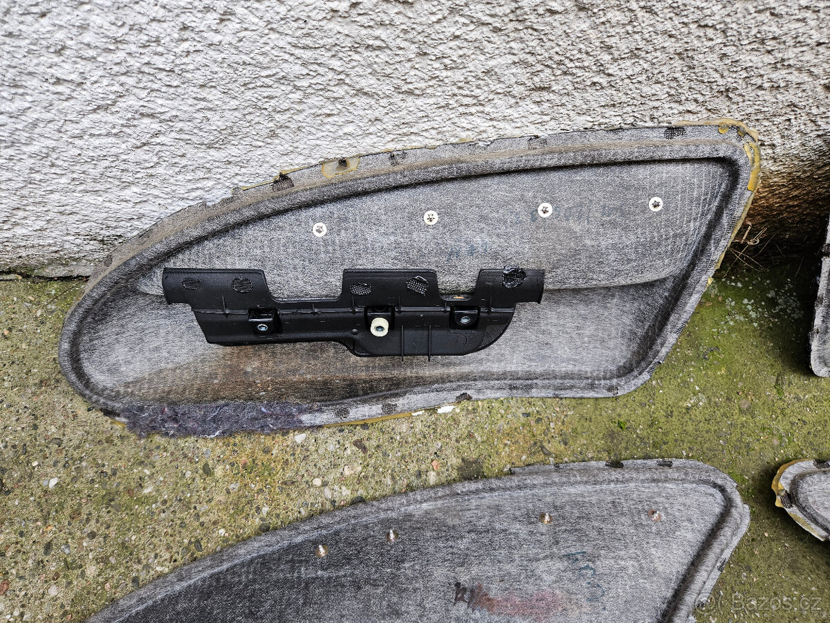 Škoda Octavia 1 L&K kůže tapce střed tapec - 7