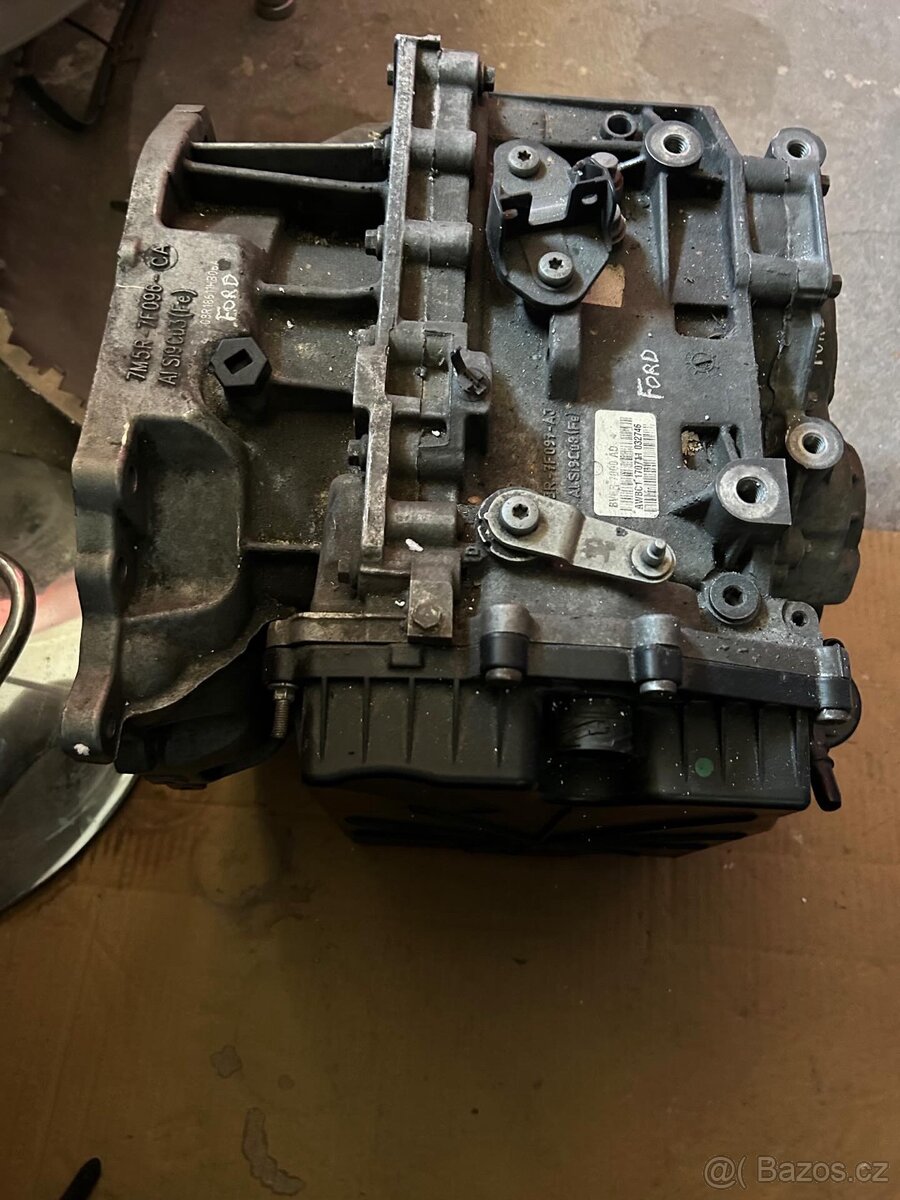 Ford Focus 2011 2.0 TDI NA OPRAVU NEFUNKČNÍ PŘEVODOVKA - 7