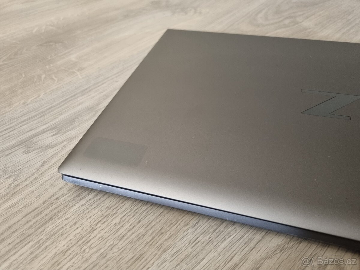 ▼HP ZBook Firefly 14 G7 - 14" / i5-10210U / 8GB / SSD / ZÁR - 7