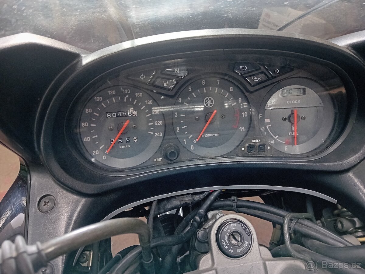 Yamaha 900 diversion xj - 7