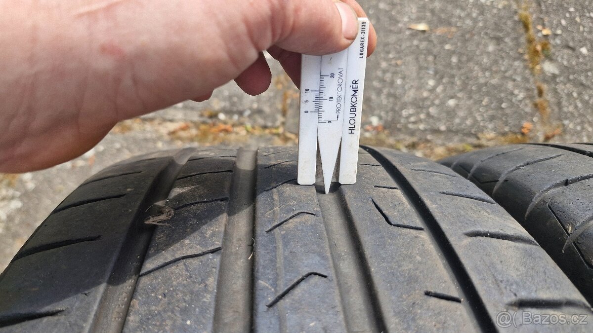 Letní pneu. Continental 225/55 R18 - 7