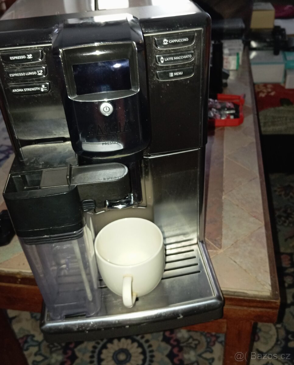 Pprodej. Původní cena byla 11450kc. Italský výrobce (Milano) - 7