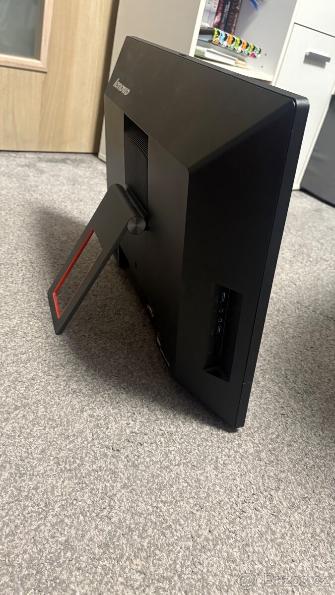 Počítač all-in-one - 7