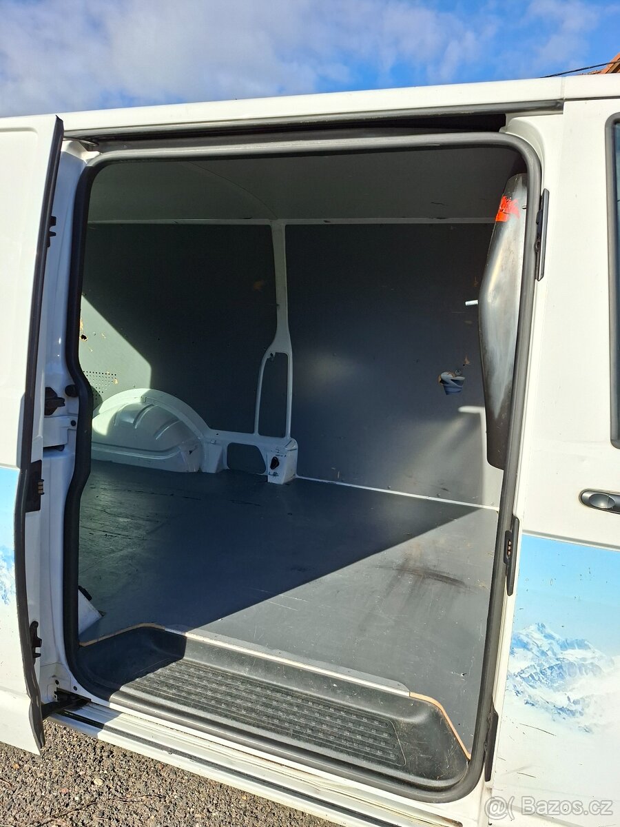 Vw Transporter T5 2.0tdi 103kw 2015 Long serviska klima - 7