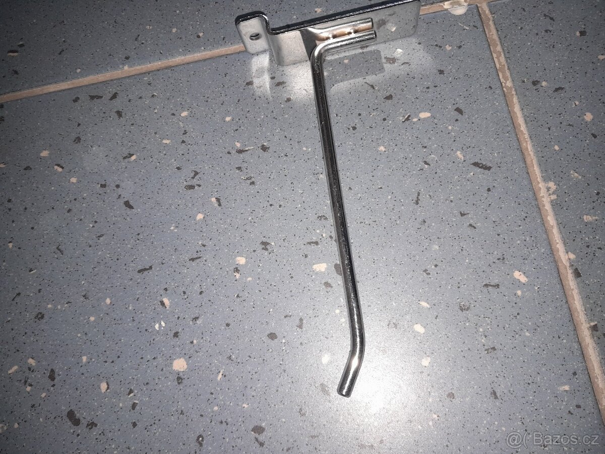 Držáky na ramínka - 7