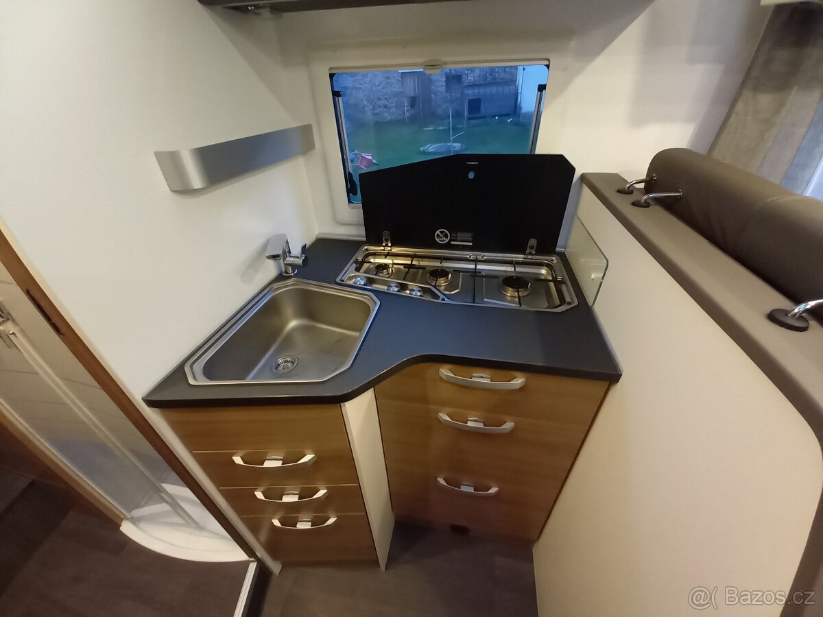 Prodám Adria Matrix 670SL,2,2 121kw,165PS - 7