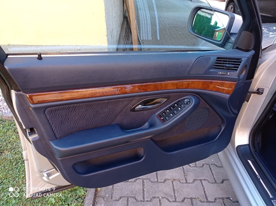 BMW E39 525i automat - 7