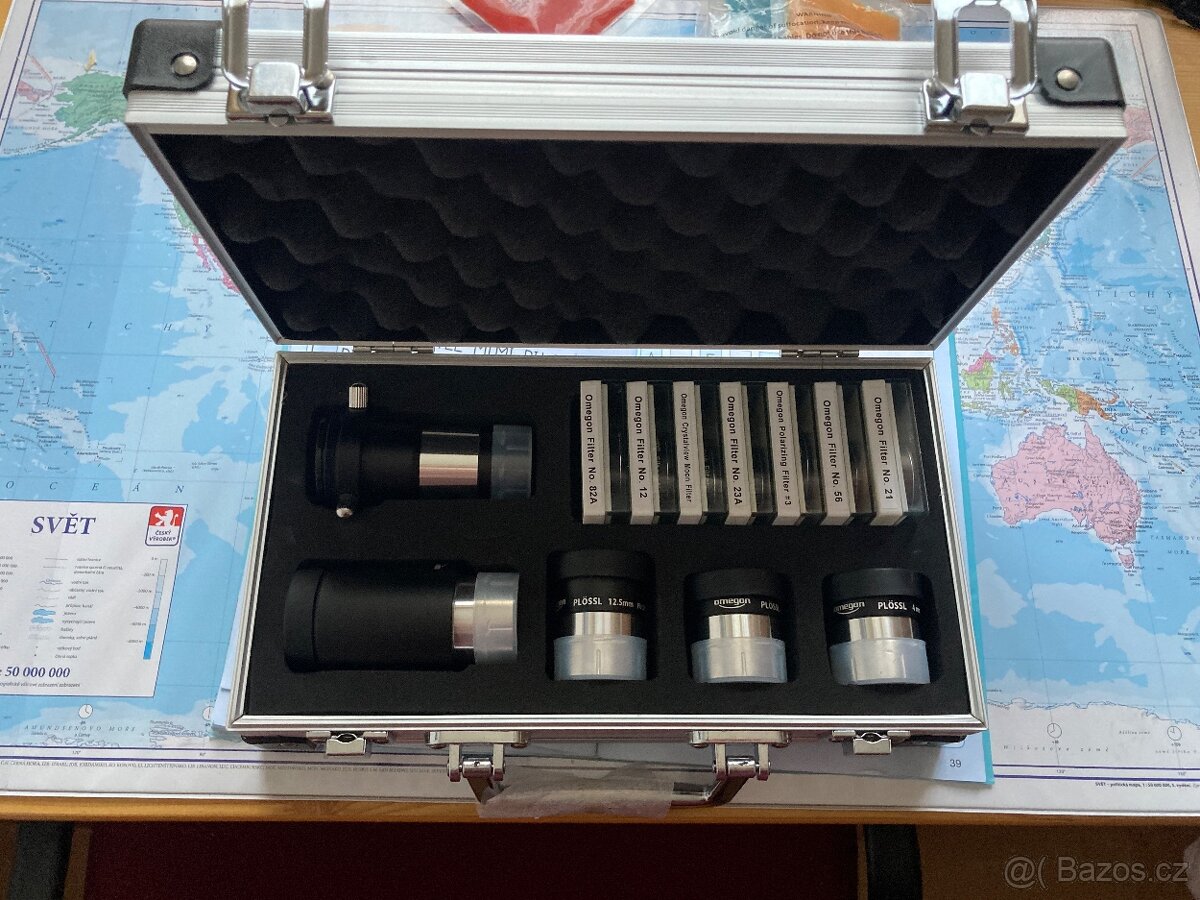 Dalekohled Celestron AstroMaster 130 a okulárový kufřík - 7