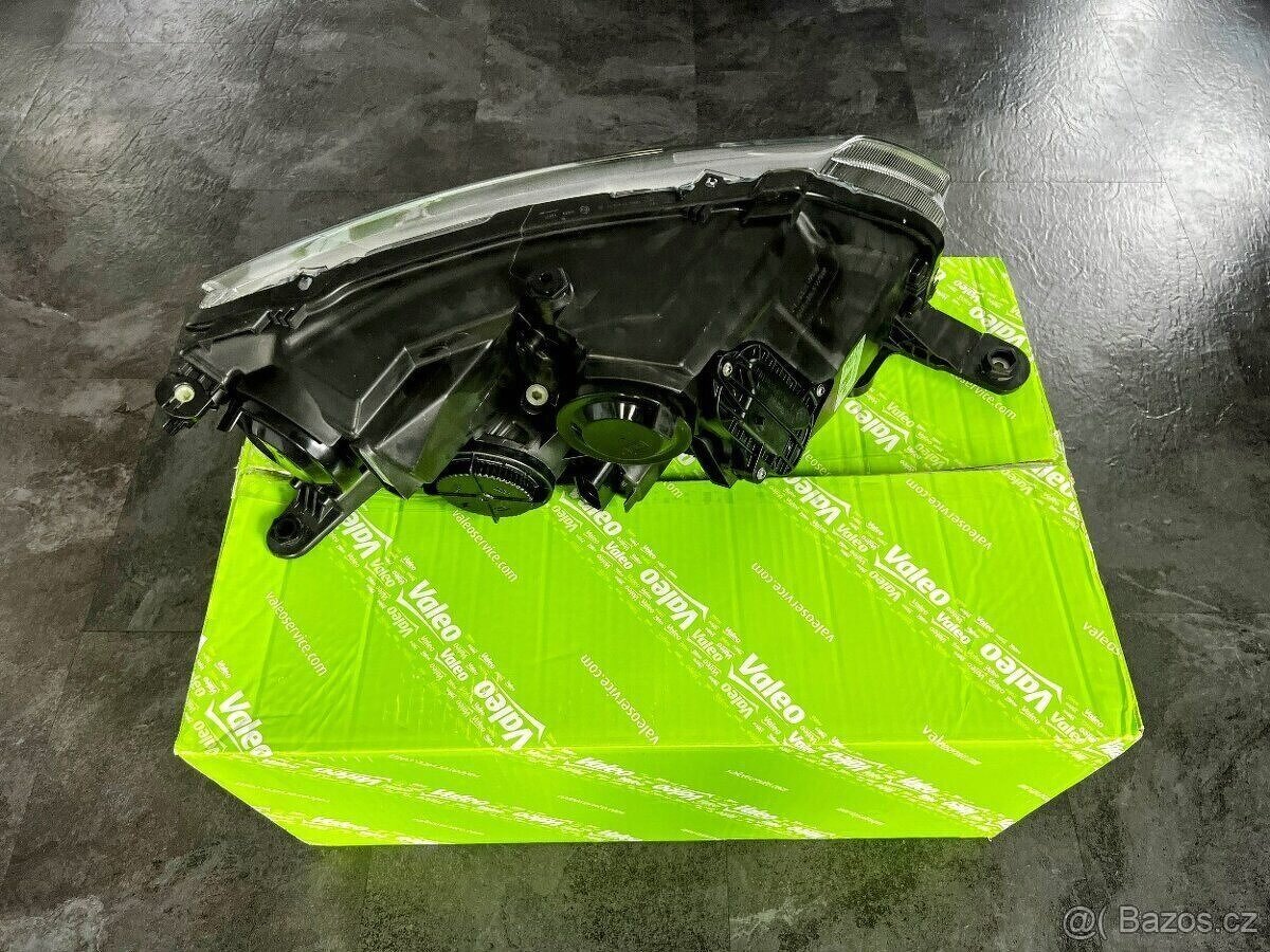 PŘEDNÍ SVĚTLA ŠKODA RAPID / ZASÍLÁME - 7