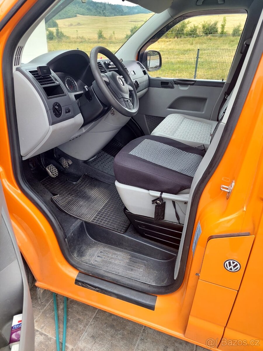 Transportér 2012 2.0 nafta - 7