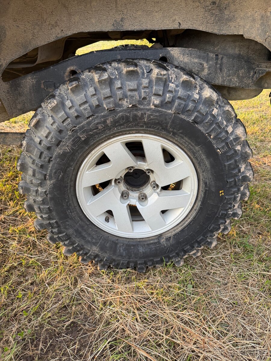 Toyota Land Cruiser KZJ 73 - 7