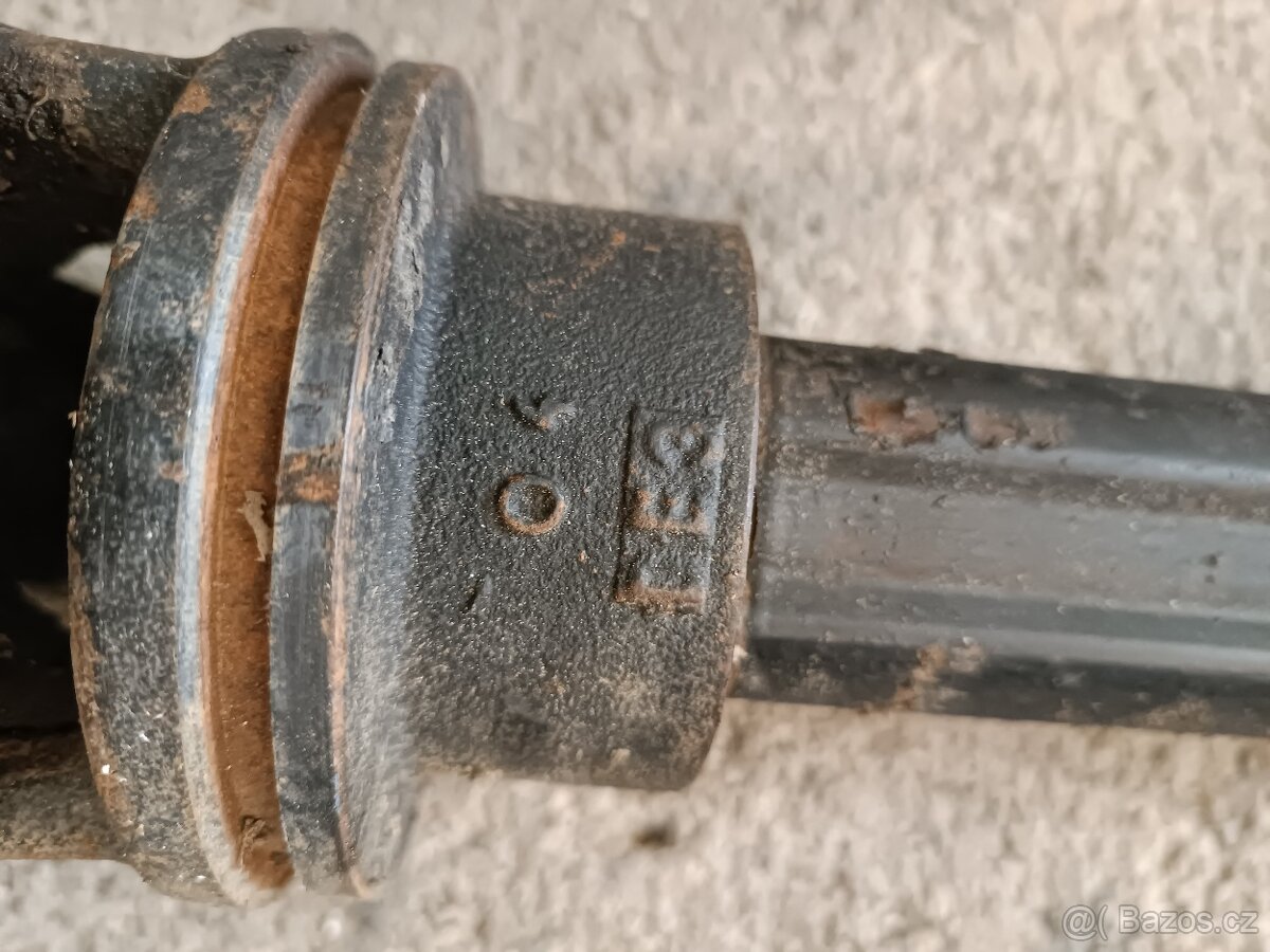 Kardan - náhonová/vývodová hřídel na traktor - 7
