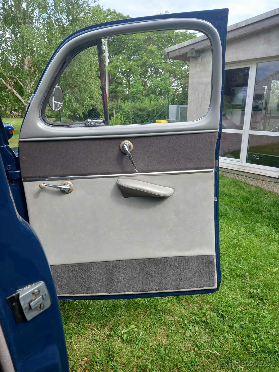 FORD V8 super de luxe r.v.1946 - 7