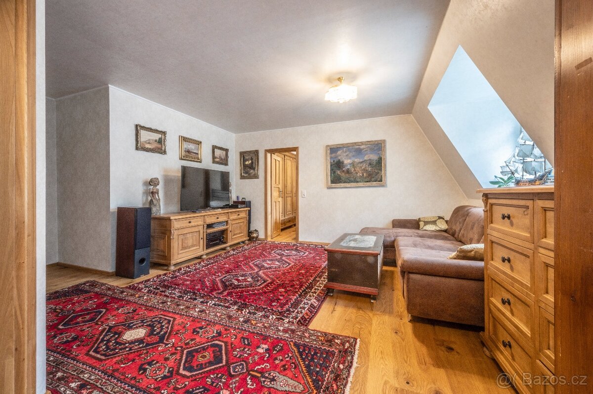 REKONSTRUOVANÝ 2+1 BYT - 7