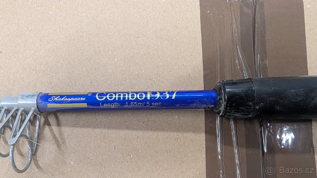 Rybářské pruty s navijáky a podběrák - 7