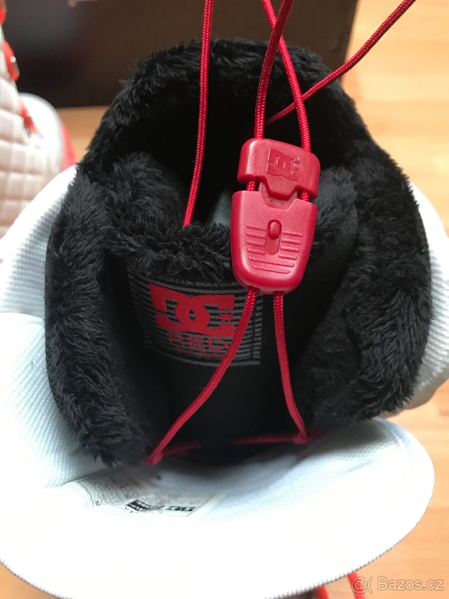 Dámské/dívčí snowboardové boty značky DC Karma, vel 40 - 7
