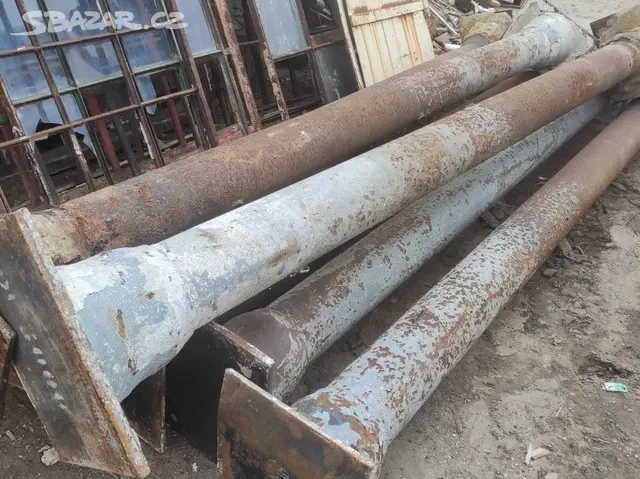 Staré železné sloupy, železný sloup, 36 ks - 7