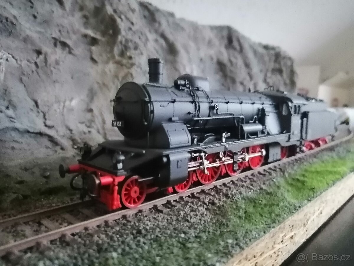 Roco BR 18 43617 - 7