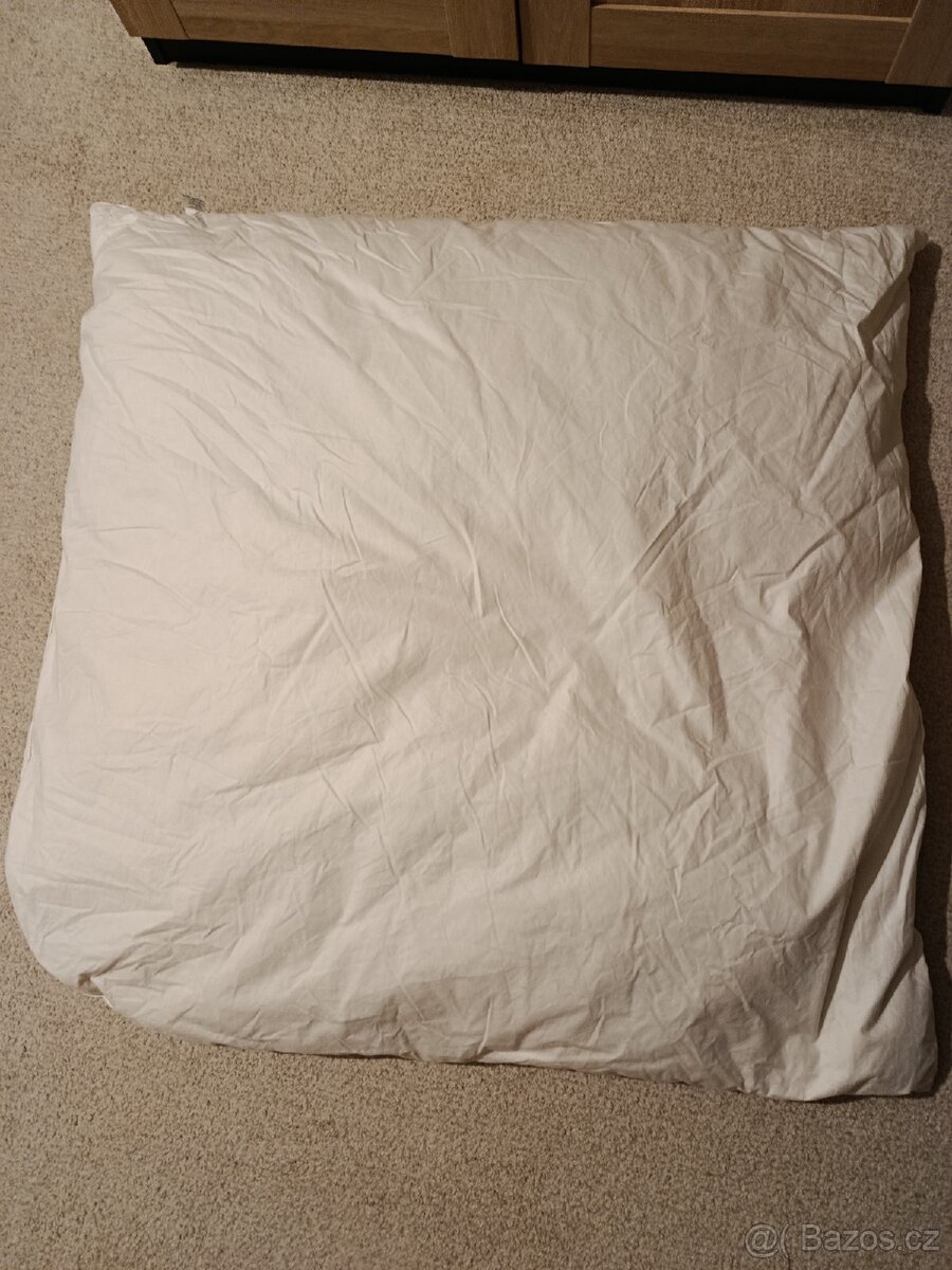 Prodám zavinovačku Maxi Dráček s péřovou výplní (100×100 cm) - 7