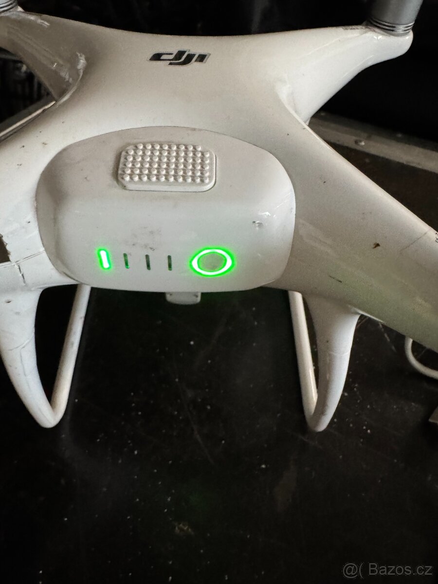 DJI - Phantom 4 na náhradní díly - 7