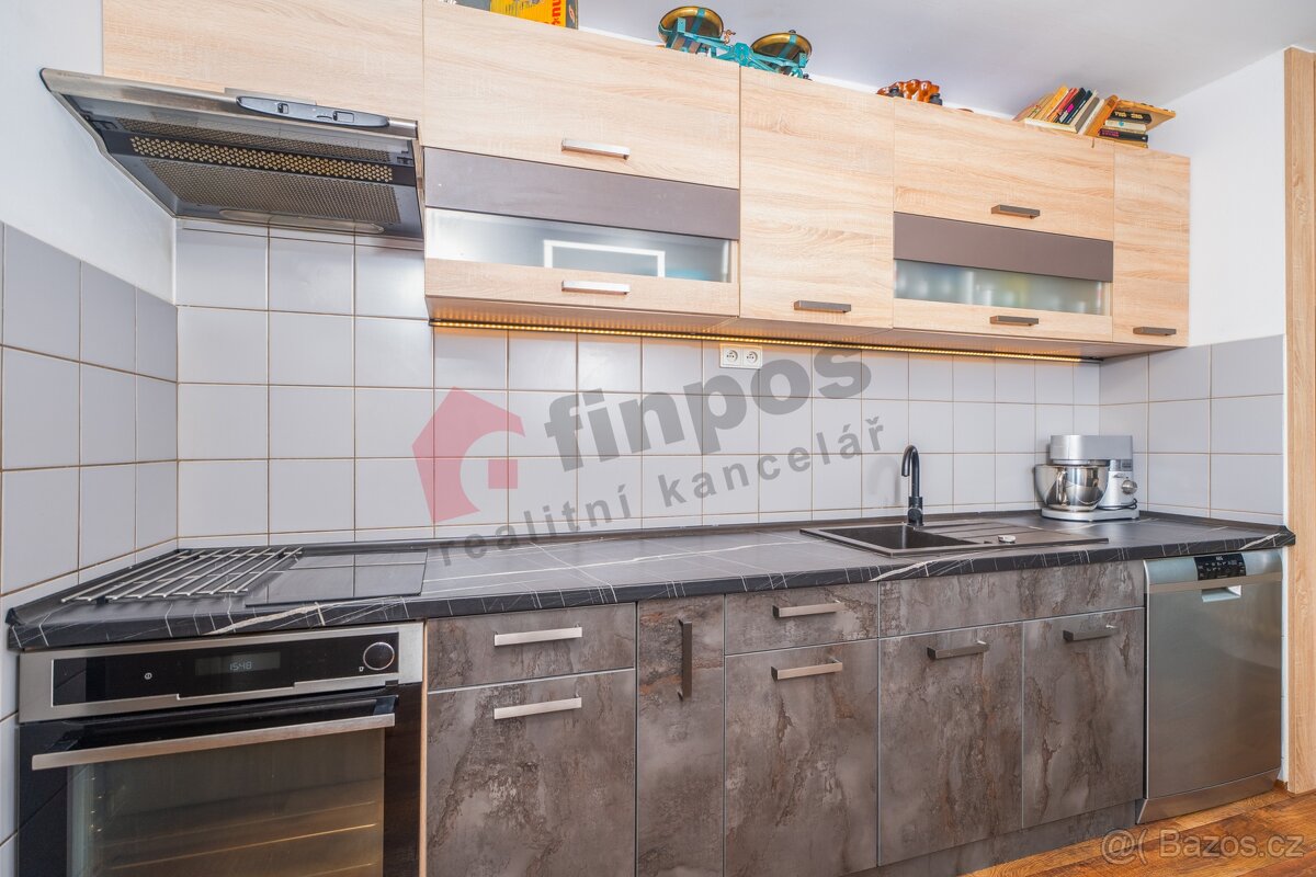 Prodej bytu 4+1, 80 m², ul. Antuškova, Benešov - 7