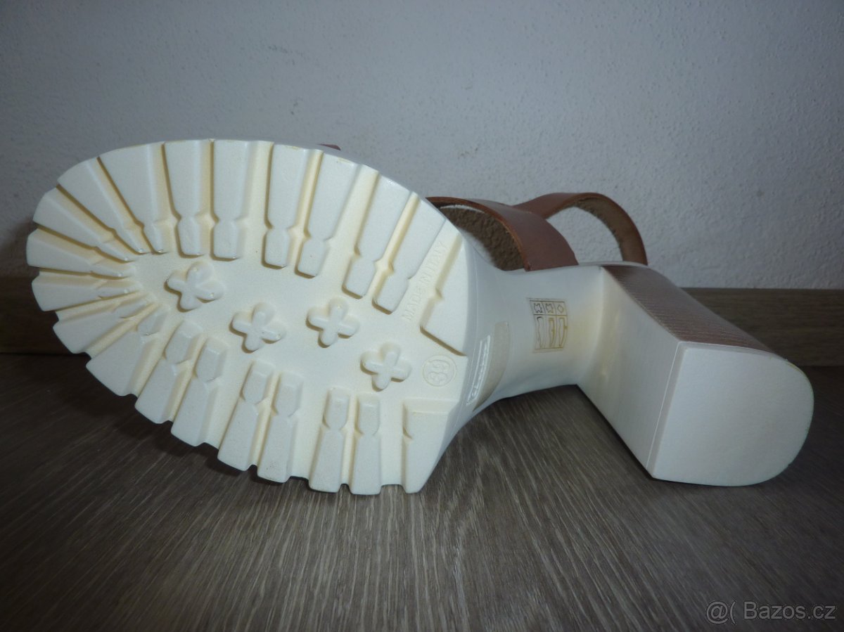 Dámské kožené sandály zn. Baťa, vel. 39 - 7