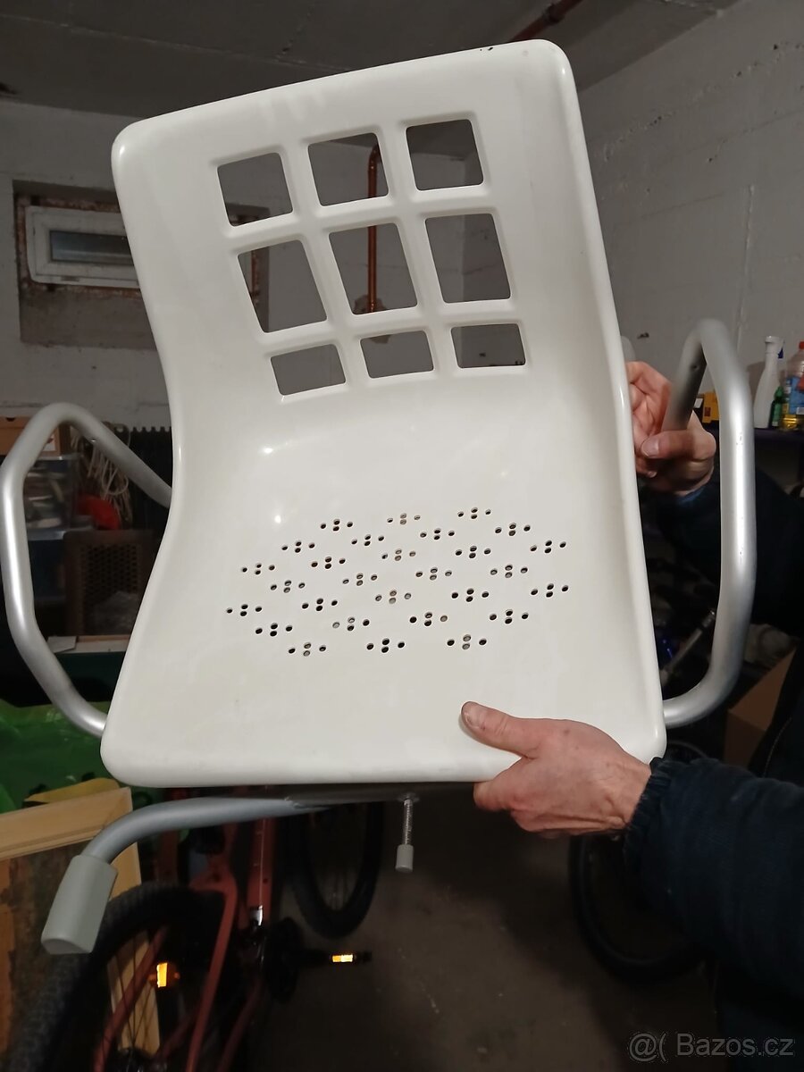 Sedačka do vany - 7