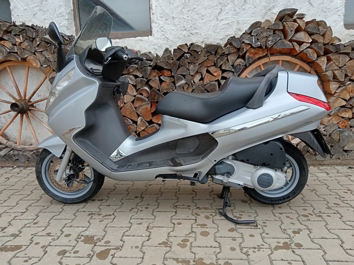 PIAGGIO X8 250 i.e - 7