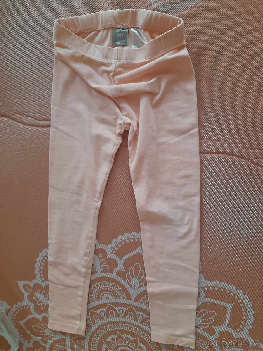 Dívka 4-6 let - Legíny, kalhoty, trička, šaty - 7