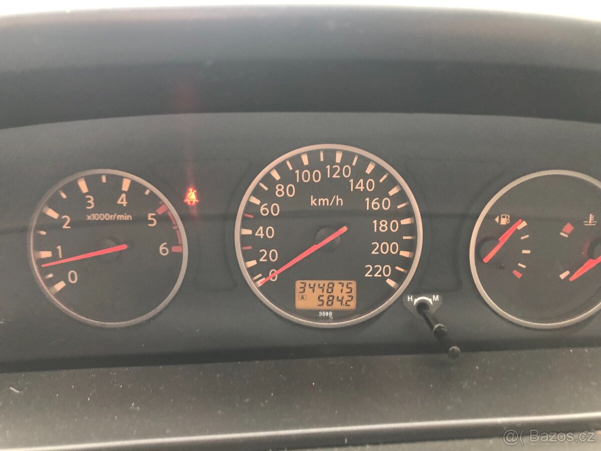 Nissan X-Trail T30 - 2.2 dCi 100kW - 7