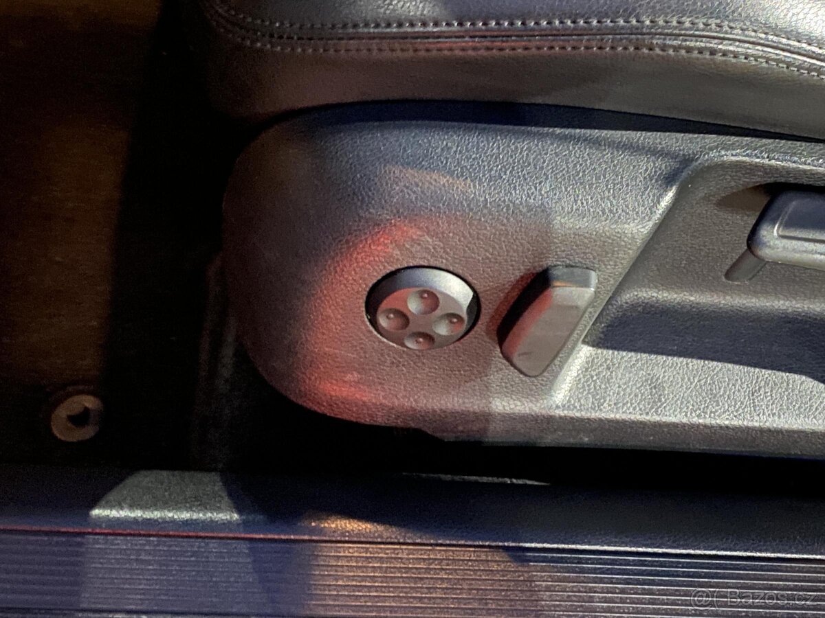 Volkswagen Passat 2.0 TDi , 103 kW nafta, 2010 - 7