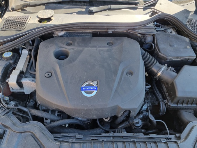 Volvo V60 facelift 2,0D 133kw - Náhradní díly - 7